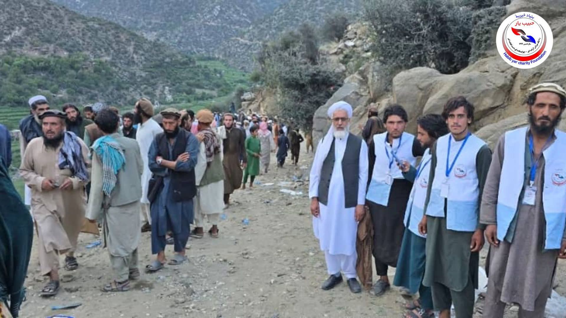 مساعدت بنیاد خیریه حبیب‌یار به آسیب‌ دیده‌گان زلزله ولایت کنر
